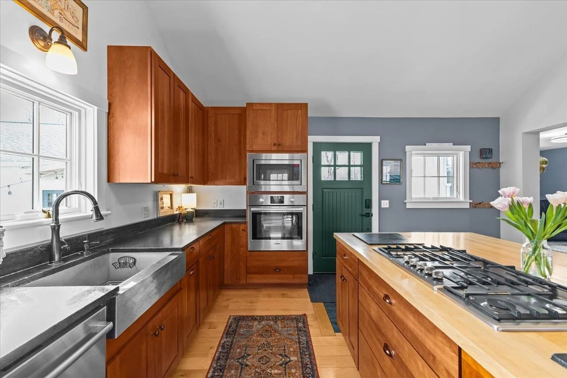 896 East Road Colchester VT 05446