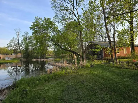 896 East Road Colchester VT 05446