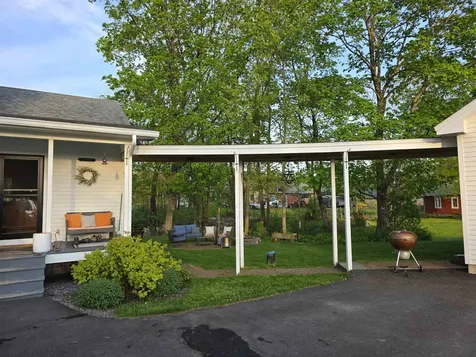 896 East Road Colchester VT 05446