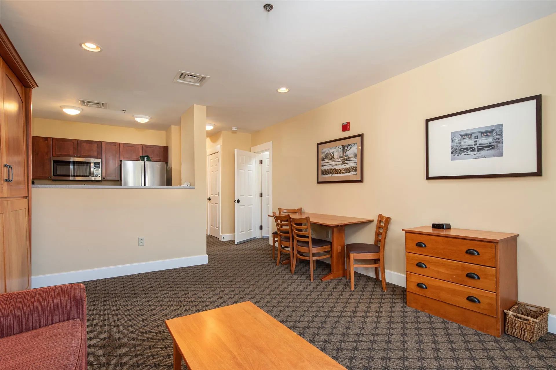 211/213 Qtr. I Jackson Gore Inn Ludlow VT 05149