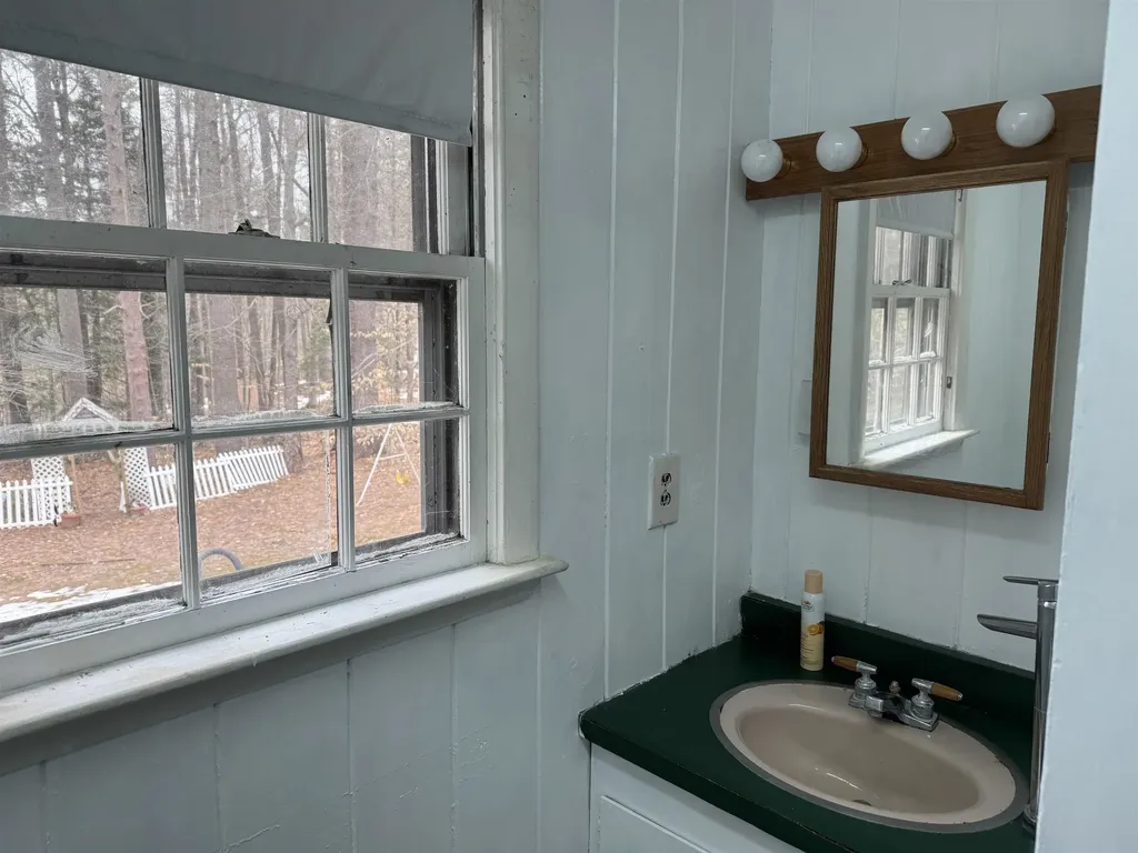 229 Tasker Hill Road Conway NH 03818