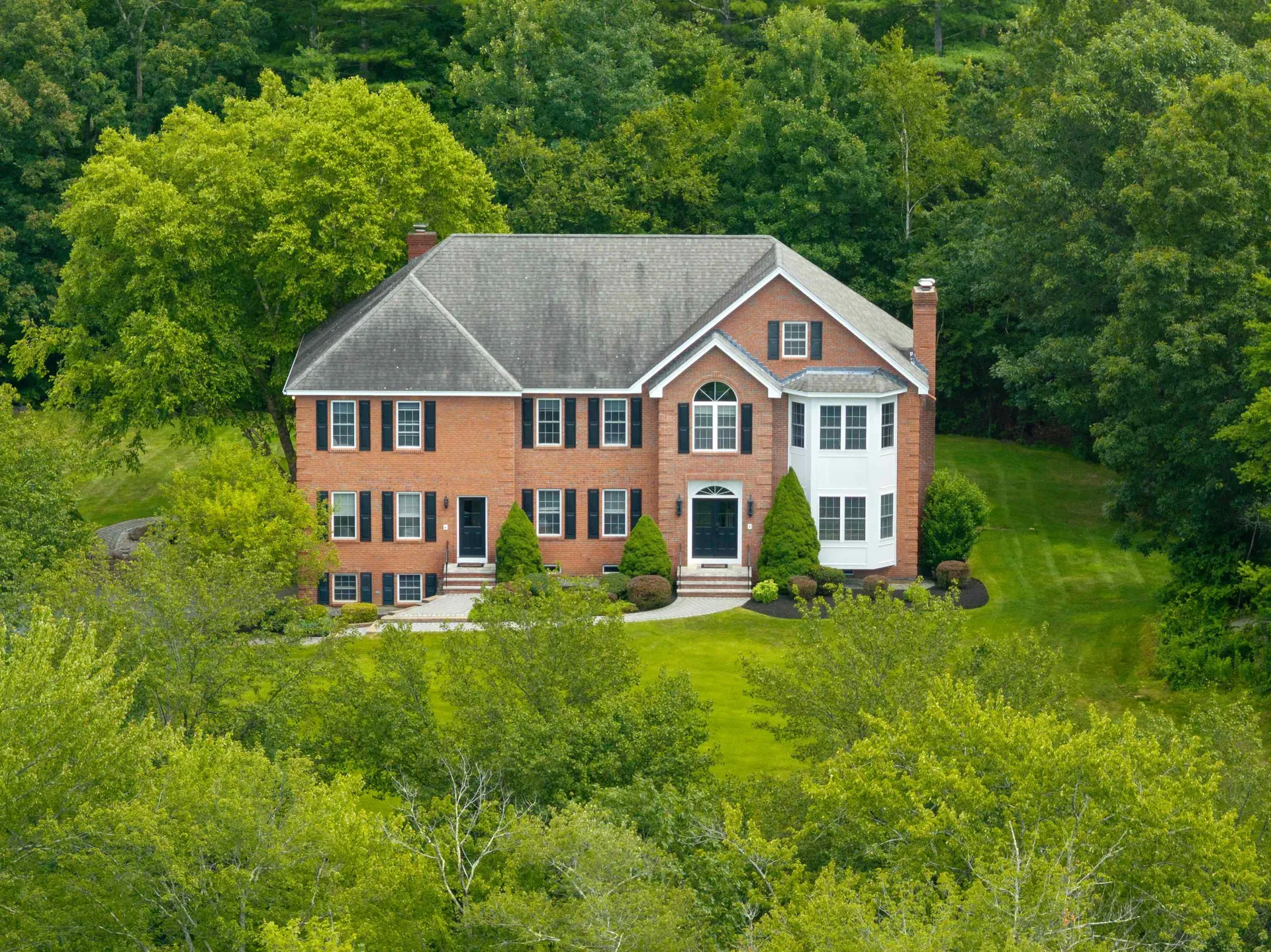 8 Arcadia Lane Salem NH 03079