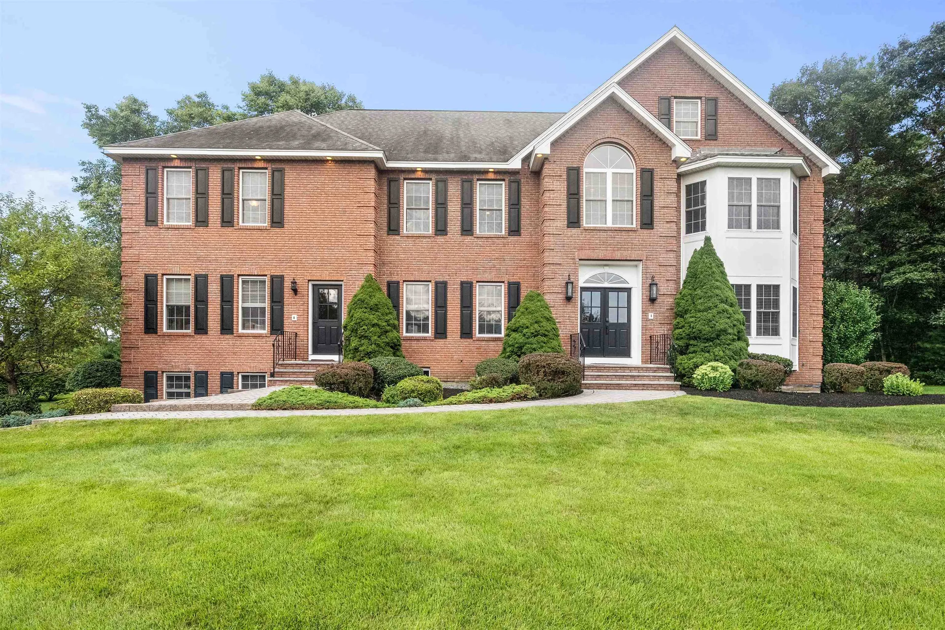 8 Arcadia Lane Salem NH 03079