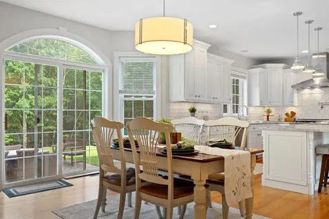 8 Arcadia Lane Salem NH 03079