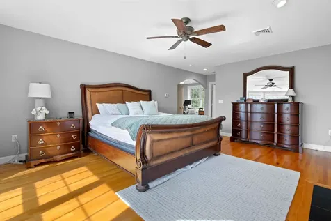 8 Arcadia Lane Salem NH 03079