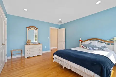 8 Arcadia Lane Salem NH 03079