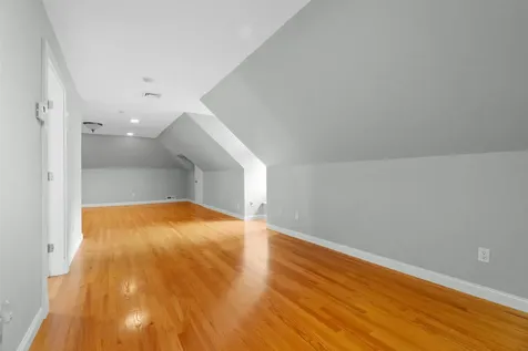 8 Arcadia Lane Salem NH 03079