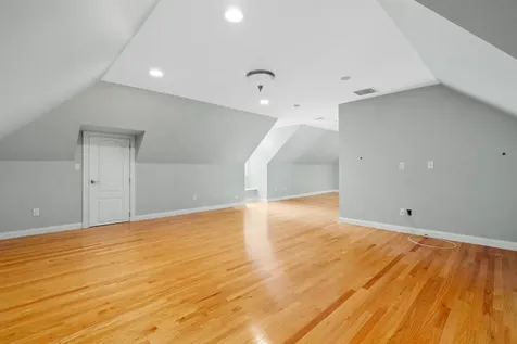 8 Arcadia Lane Salem NH 03079