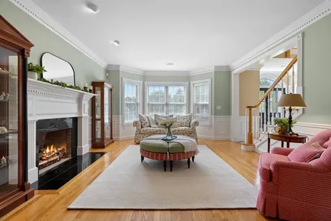 8 Arcadia Lane Salem NH 03079