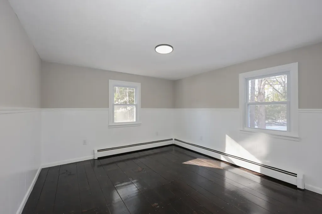 39 Hunter Drive Epping NH 03042