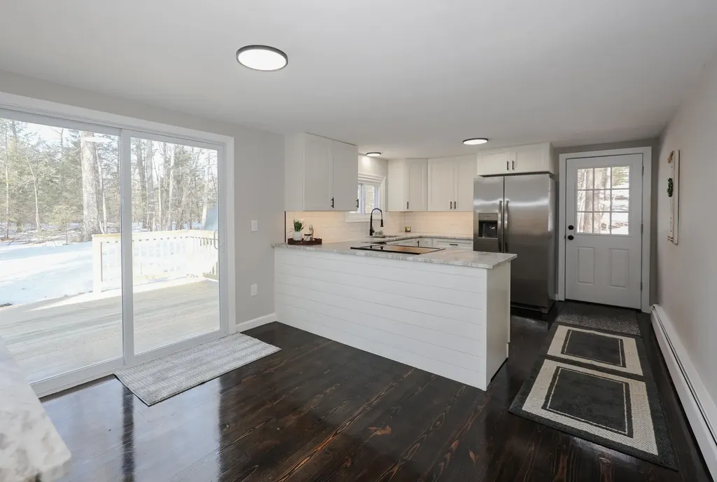 39 Hunter Drive Epping NH 03042