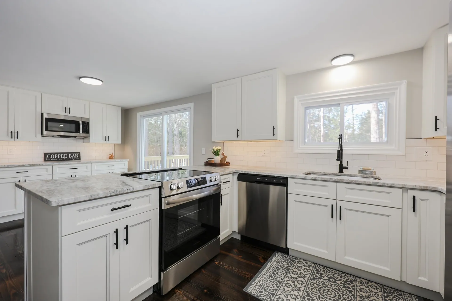 39 Hunter Drive Epping NH 03042