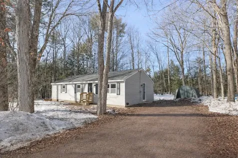 39 Hunter Drive Epping NH 03042