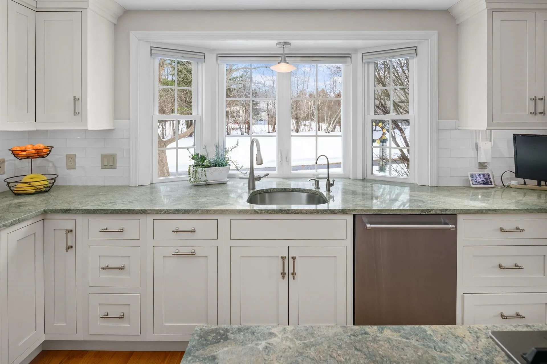6 Meloon Road Greenland NH 03840