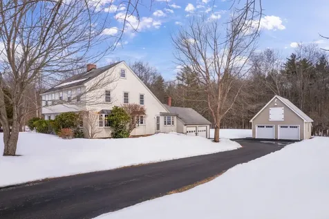 6 Meloon Road Greenland NH 03840