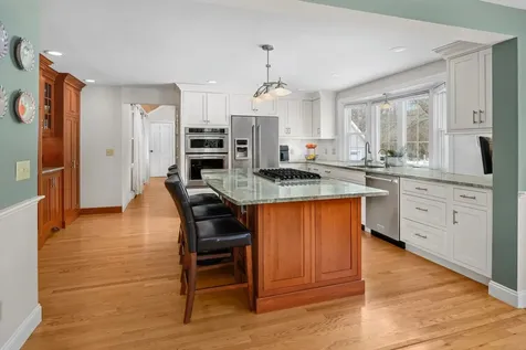 6 Meloon Road Greenland NH 03840
