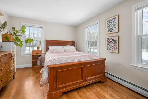 6 Meloon Road Greenland NH 03840