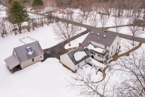 6 Meloon Road Greenland NH 03840