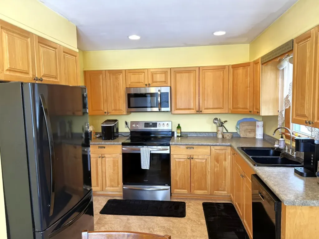 68 Gilbert Road Woodbury VT 05681