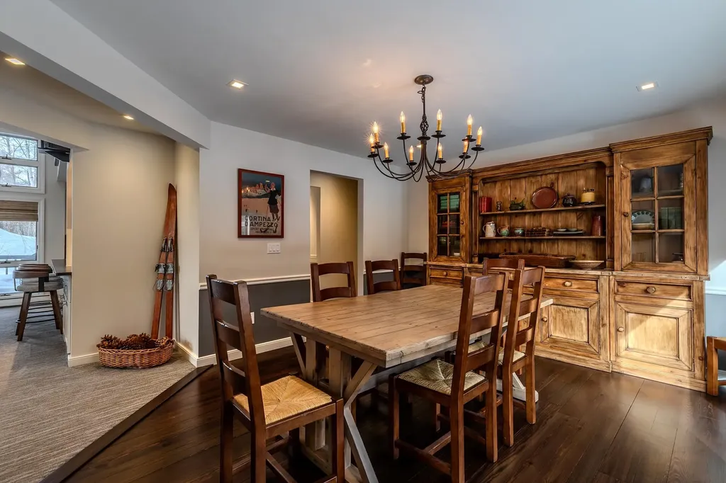 3 Linscott Road Winhall VT 05340