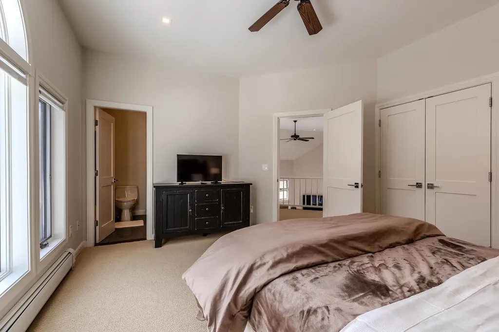 3 Linscott Road Winhall VT 05340