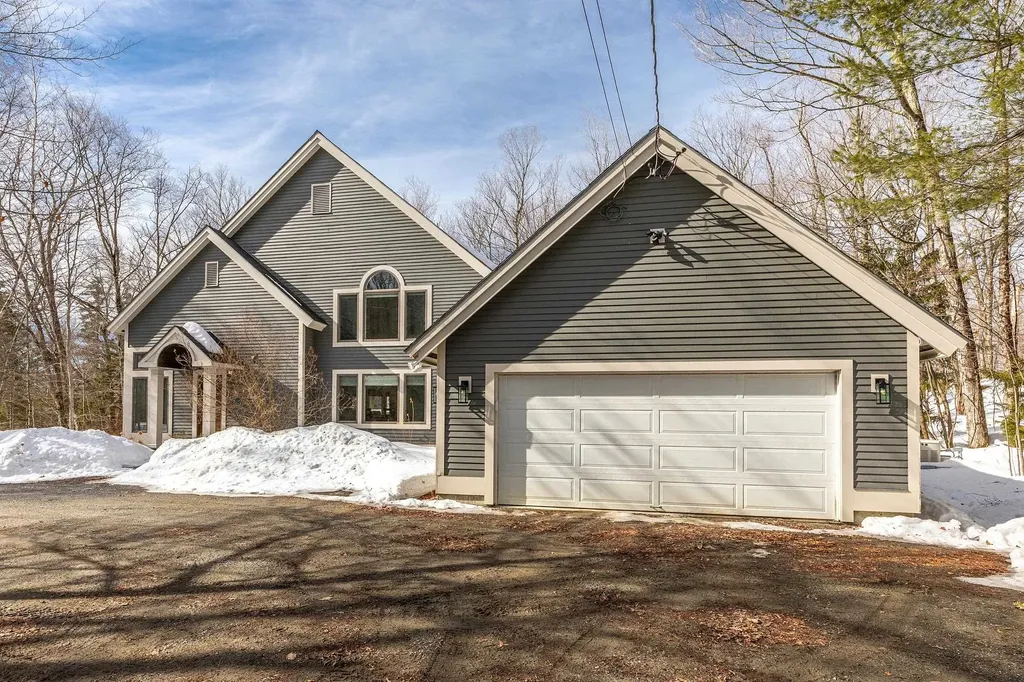 3 Linscott Road Winhall VT 05340
