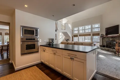 3 Linscott Road Winhall VT 05340