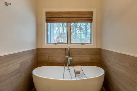 3 Linscott Road Winhall VT 05340