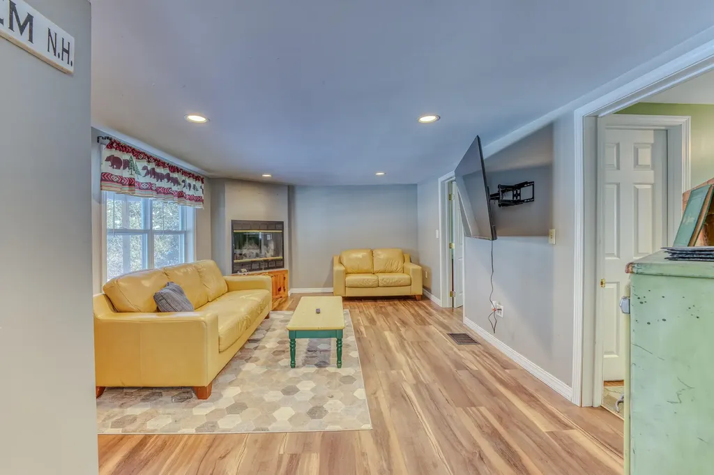 28 Jodo Way Bethlehem NH 03574