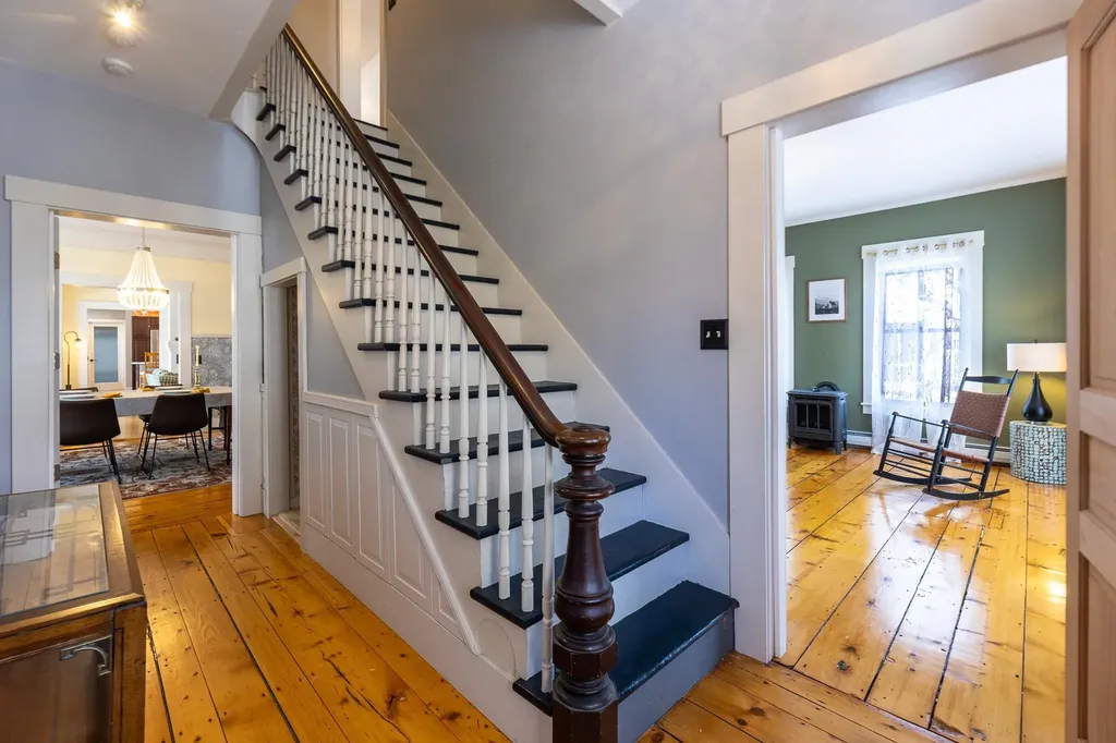 10 Abbott Street Lebanon NH 03766