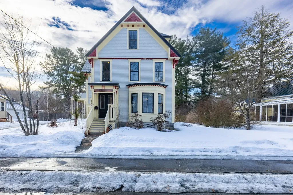 10 Abbott Street Lebanon NH 03766