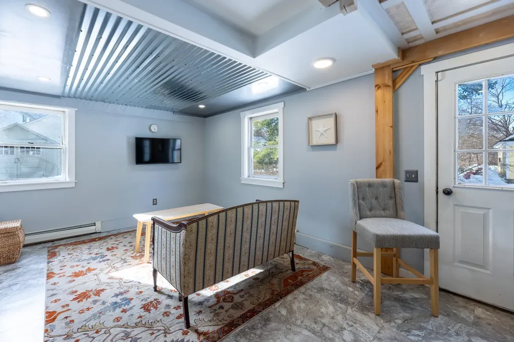 10 Abbott Street Lebanon NH 03766