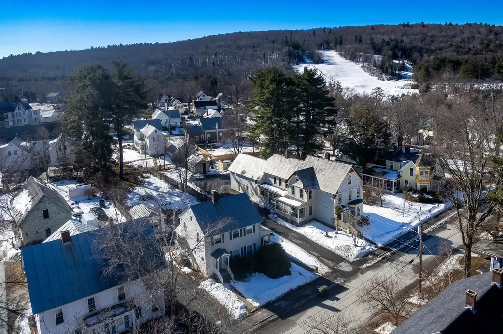 10 Abbott Street Lebanon NH 03766