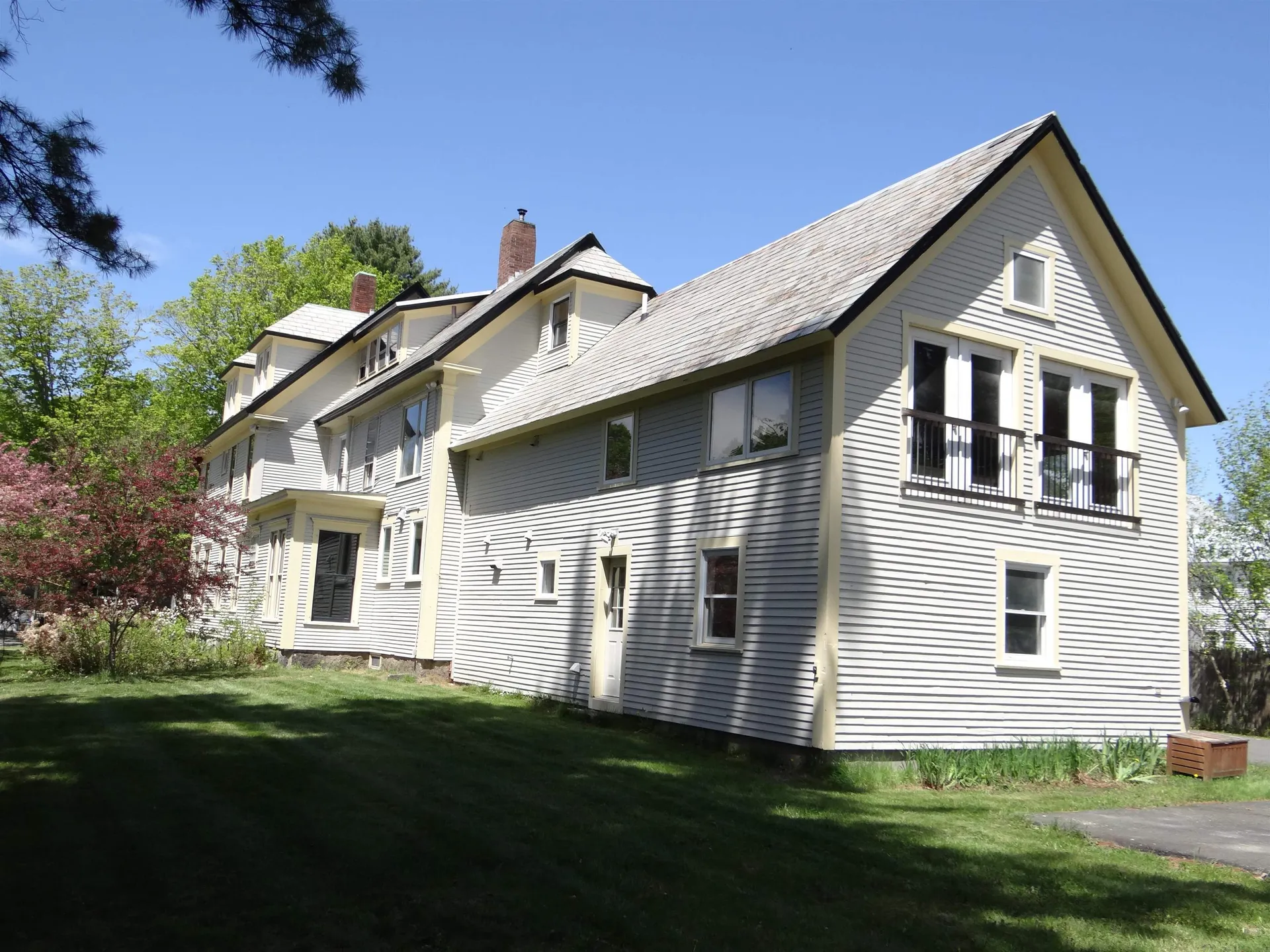 10 Abbott Street Lebanon NH 03766