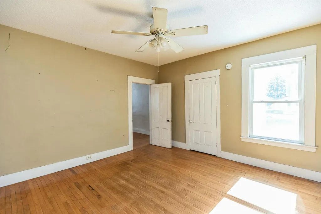326 Lake Avenue Manchester NH 03103