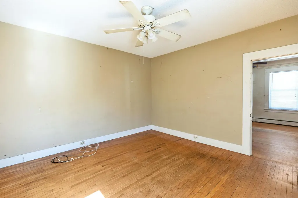 326 Lake Avenue Manchester NH 03103