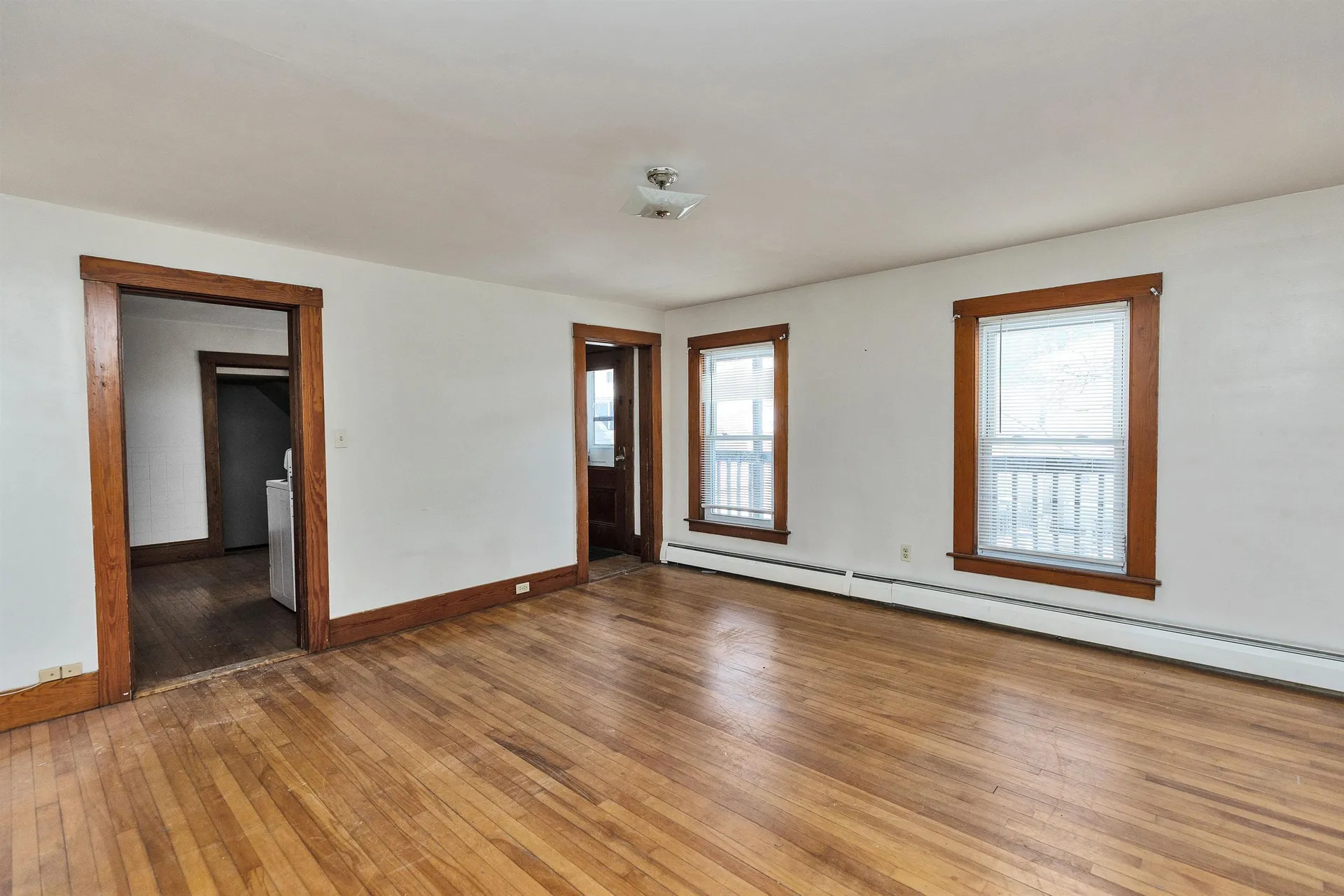 326 Lake Avenue Manchester NH 03103