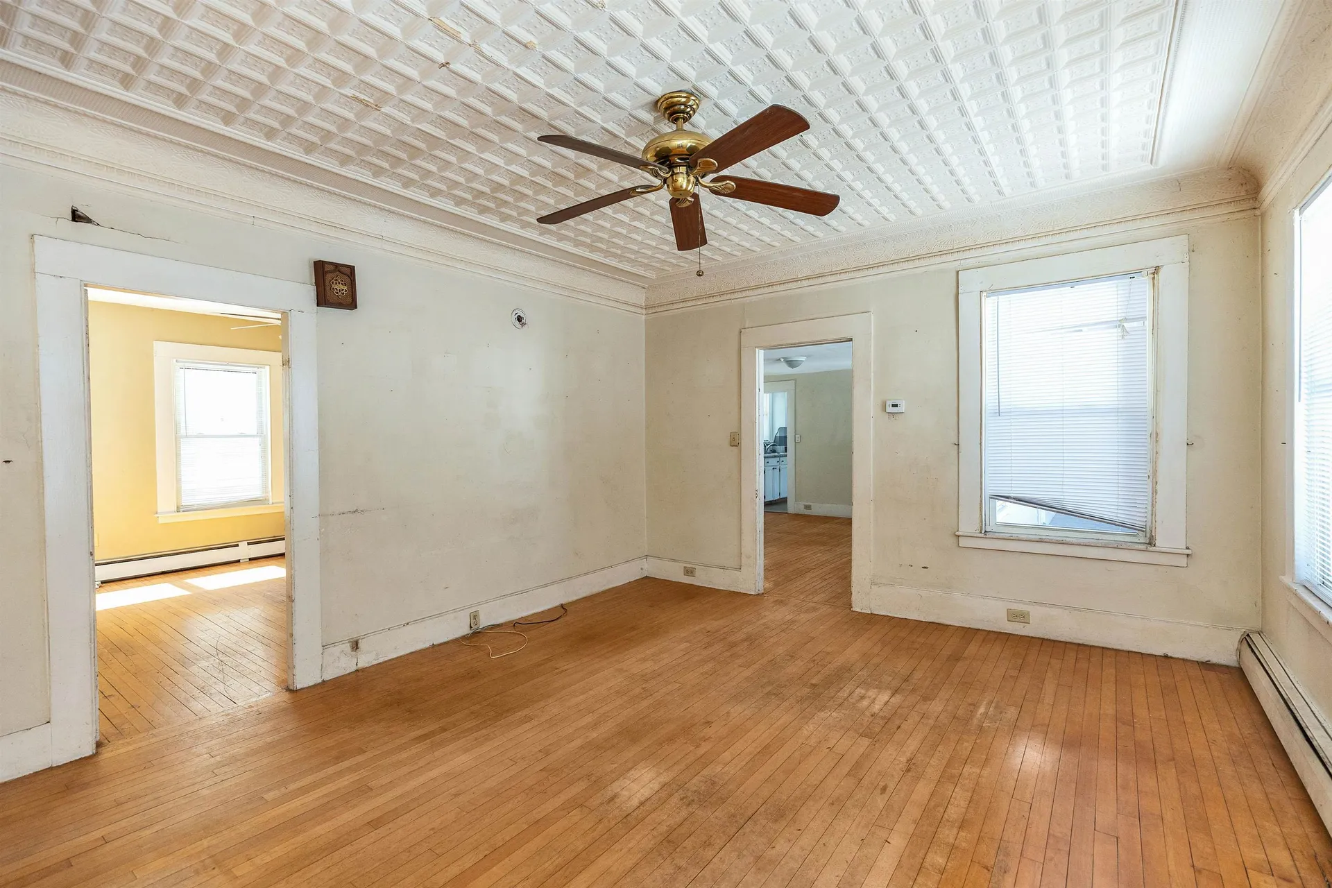 326 Lake Avenue Manchester NH 03103
