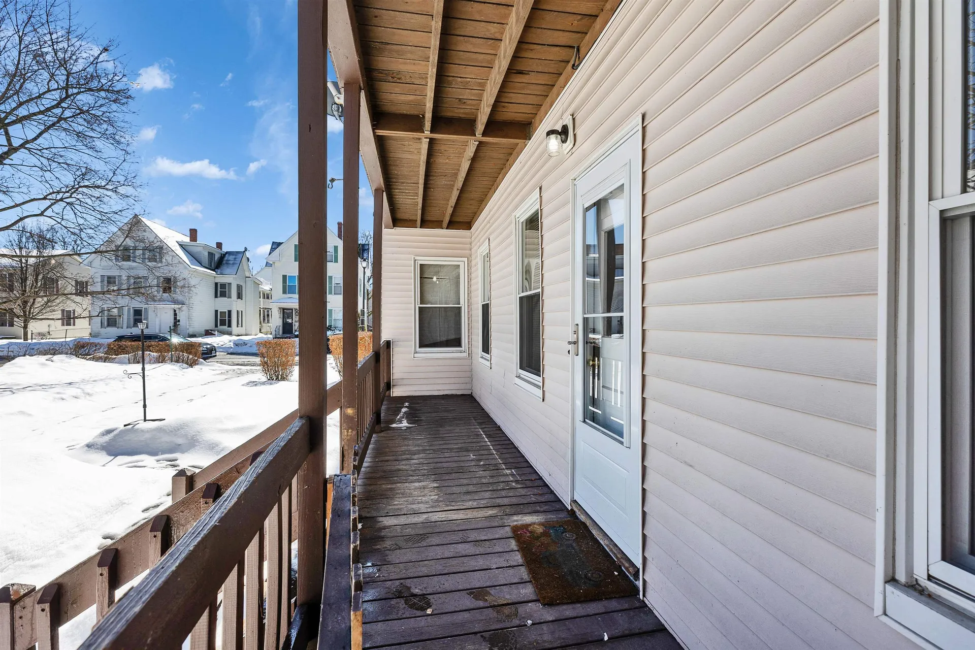 326 Lake Avenue Manchester NH 03103