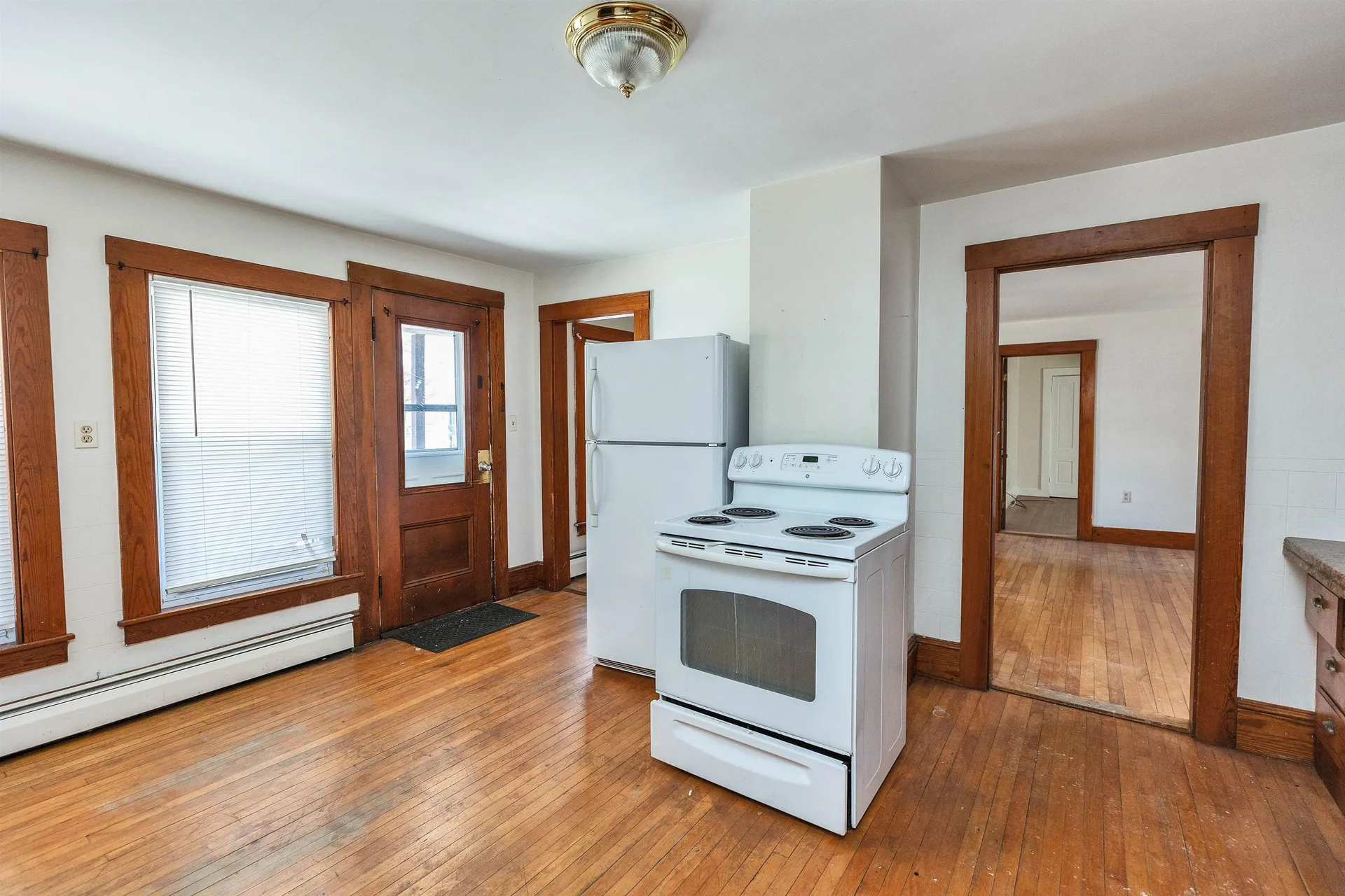 326 Lake Avenue Manchester NH 03103