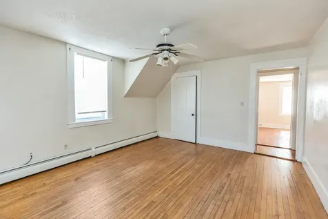 326 Lake Avenue Manchester NH 03103