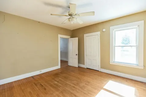 326 Lake Avenue Manchester NH 03103