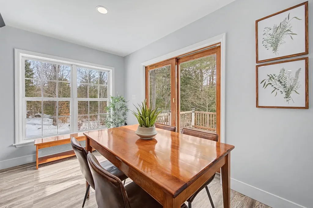 136 Stone Bridge Road Wilmot NH 03287