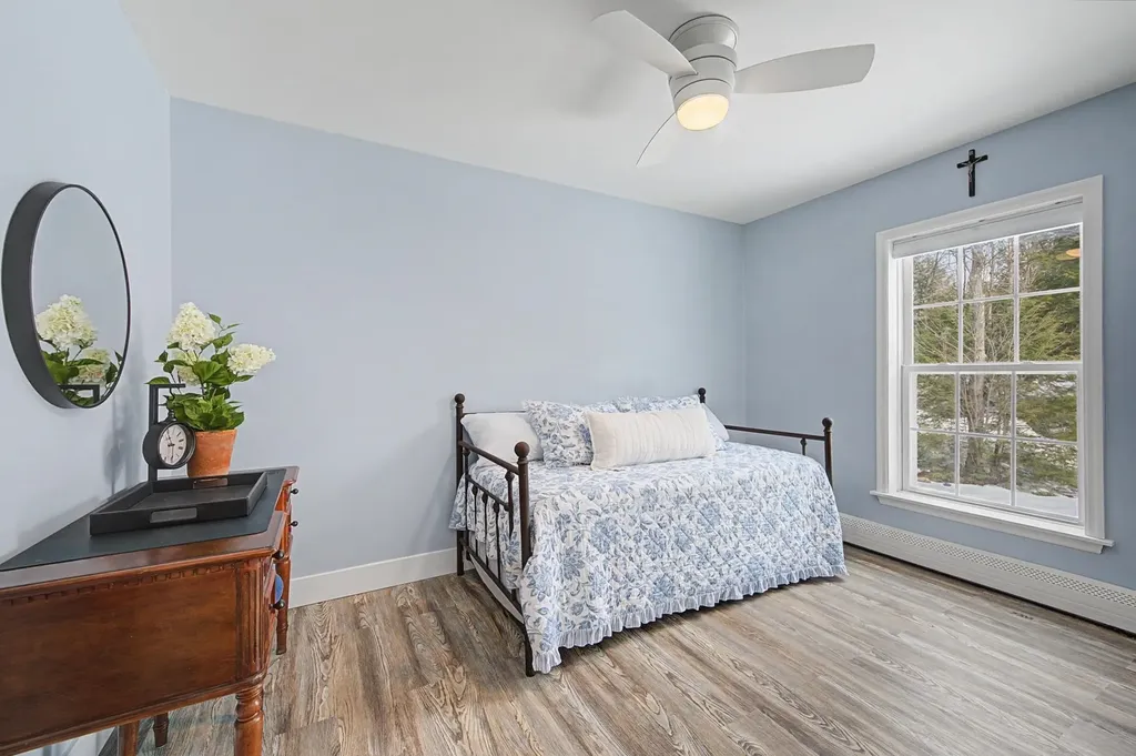 136 Stone Bridge Road Wilmot NH 03287