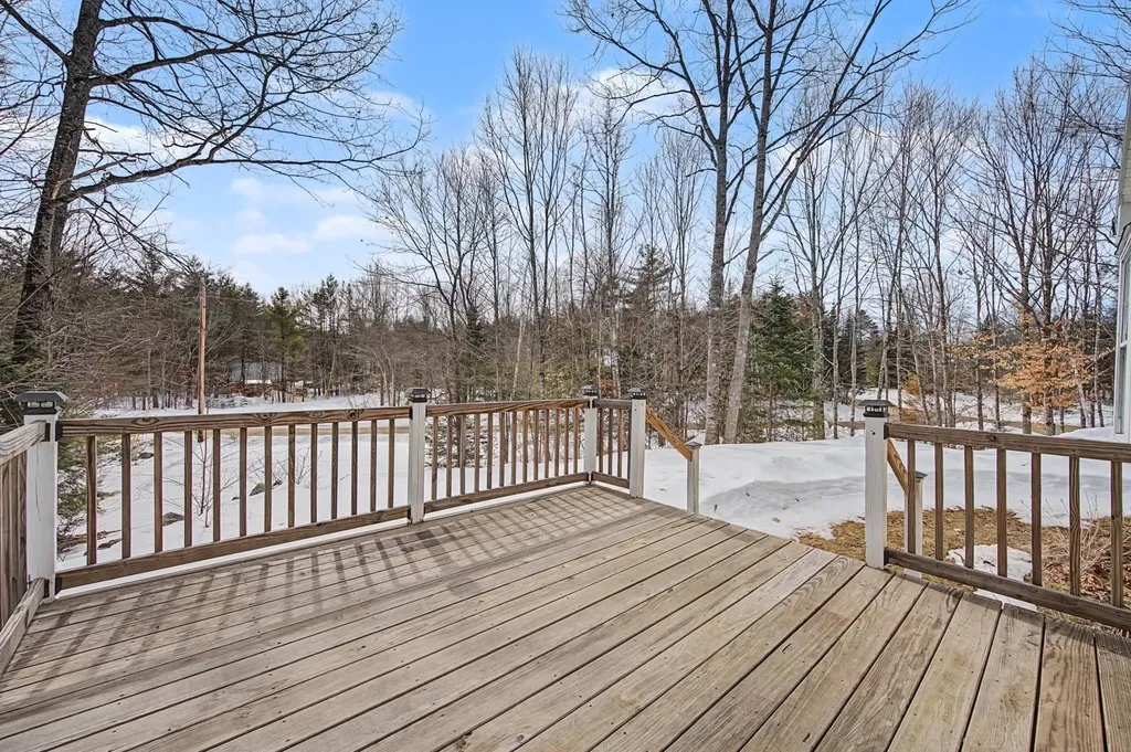 136 Stone Bridge Road Wilmot NH 03287