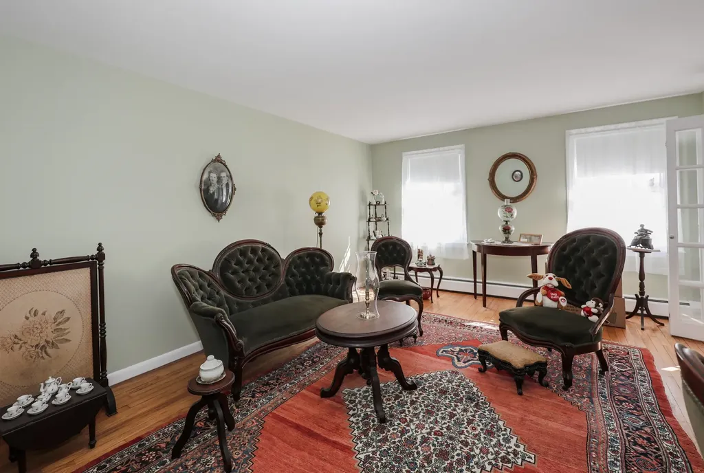 21 Todd Road Nashua NH 03064