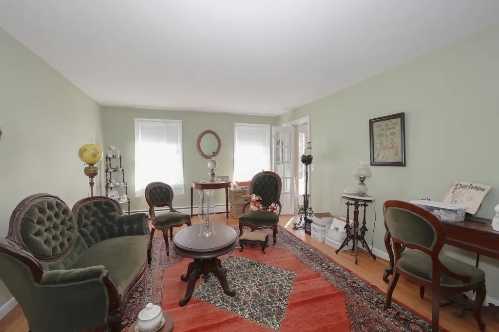 21 Todd Road Nashua NH 03064
