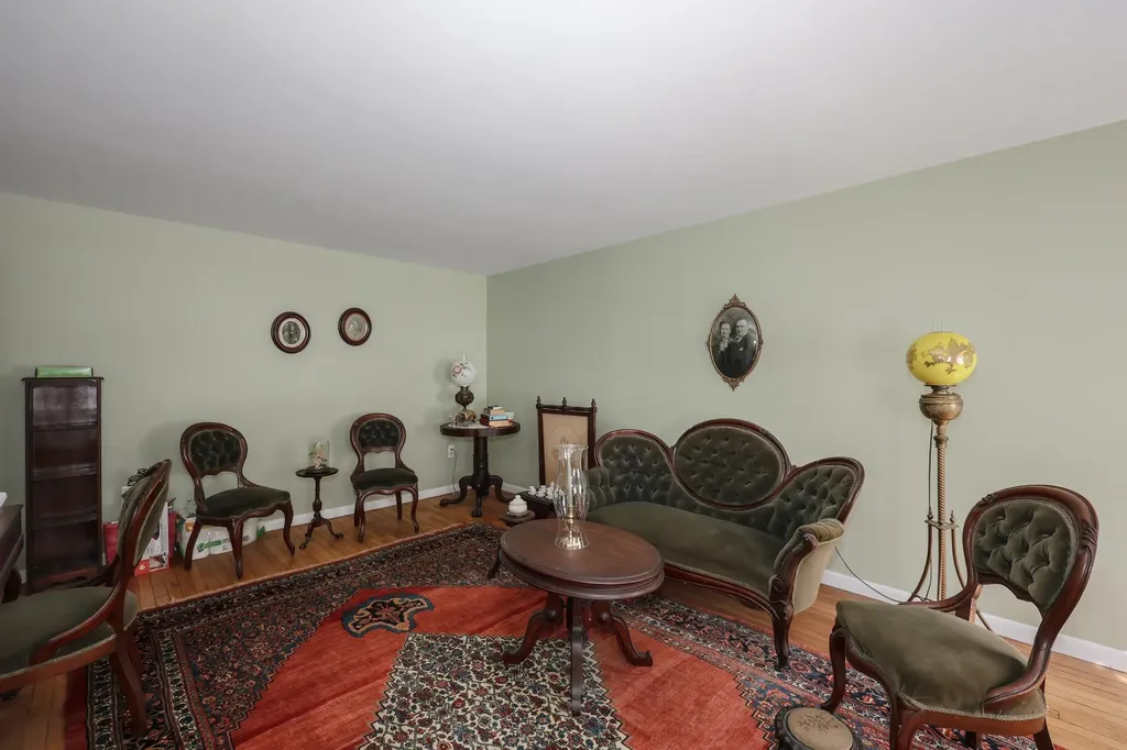 21 Todd Road Nashua NH 03064