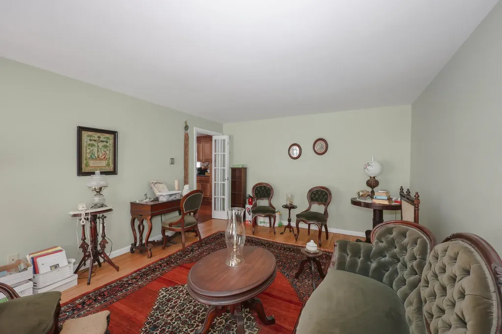 21 Todd Road Nashua NH 03064
