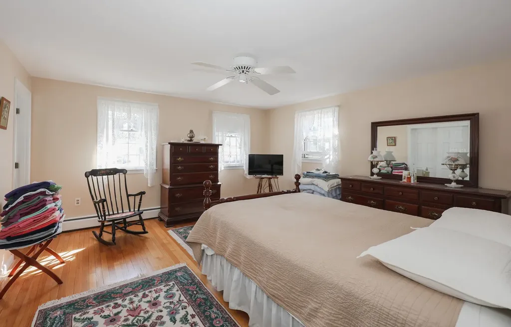 21 Todd Road Nashua NH 03064